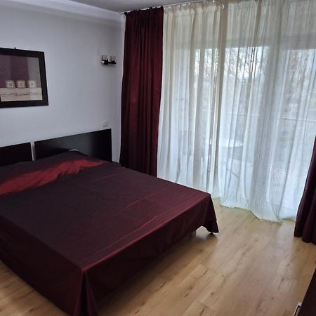 St.Vlas Apartments Mamaia Exteriör bild